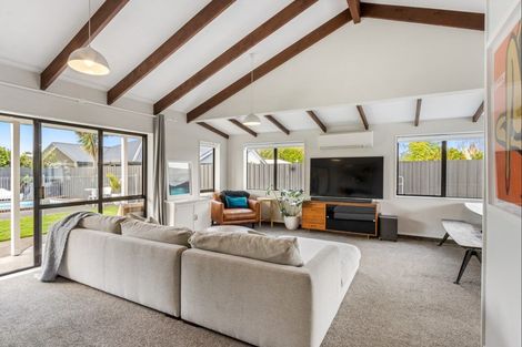 Photo of property in 1244 Louie Street, Parkvale, Hastings, 4122