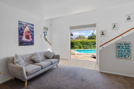 Photo of property in 14 Fraser Road, Narrow Neck, Auckland, 0624