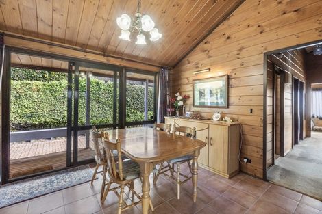 Photo of property in 25 Madill Road, St Andrews, Hamilton, 3200