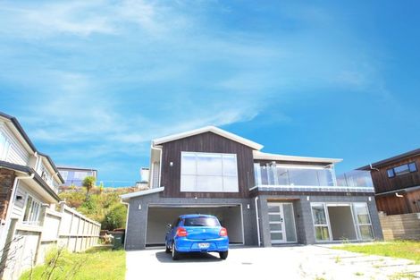 Photo of property in 50 Headland Drive, Long Bay, Auckland, 0630