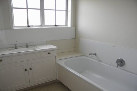 Photo of property in 41 Kowhai Street, Hamilton Lake, Hamilton, 3204