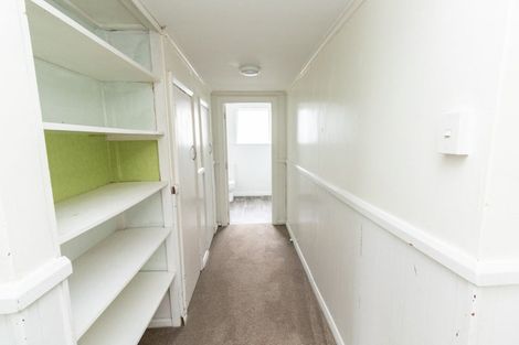 Photo of property in 88 Queenwood Road, Levin, 5510