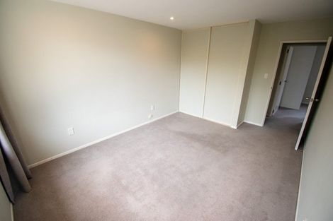 Photo of property in 2/115 Prestons Road, Redwood, Christchurch, 8051