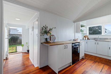 Photo of property in 38b Mclarin Road, Glenbrook, Waiuku, 2681