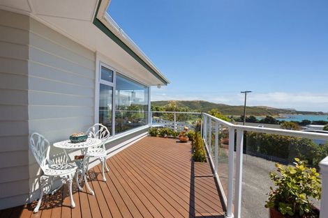Photo of property in 16 Mana View Road, Paremata, Porirua, 5026