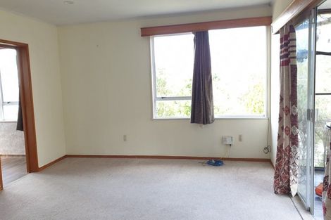 Photo of property in 4 Cypress Place, Sunnynook, Auckland, 0620