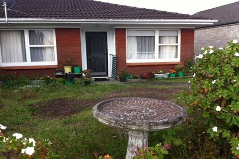 Photo of property in 1/680 Pakuranga Road, Howick, Auckland, 2010