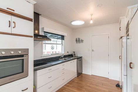 Photo of property in 7 Buckley Grove, Paraparaumu, 5032