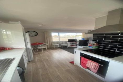 Photo of property in 135a Clevedon Road, Papakura, 2110