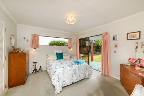 Photo of property in 20 Caulfield Place, Awapuni, Palmerston North, 4412