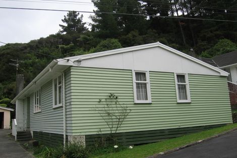 Photo of property in 53 Bird Grove, Stokes Valley, Lower Hutt, 5019