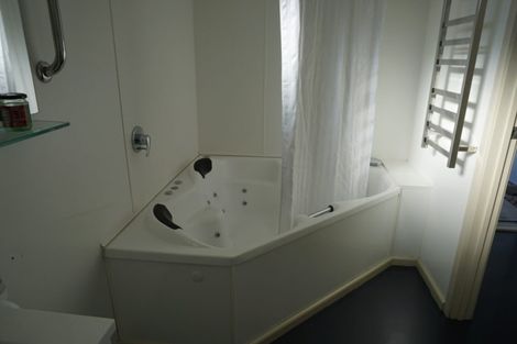 Photo of property in 18a Meeanee Quay, Westshore, Napier, 4110