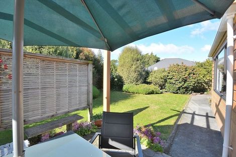 Photo of property in 1 Oak Bay, Waikanae, 5036