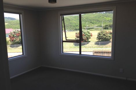 Photo of property in 49 Piko Street, Titahi Bay, Porirua, 5022