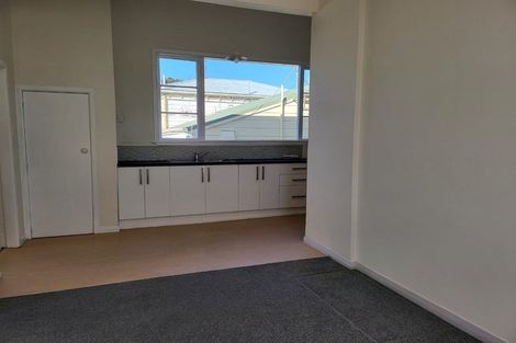 Photo of property in 73 Wilson Street, Newtown, Wellington, 6021