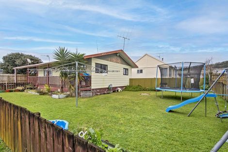Photo of property in 3 Rose Place, Te Kamo, Whangarei, 0112