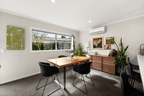 Photo of property in 2/50 Kowhai Street, Hamilton Lake, Hamilton, 3204