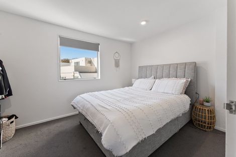 Photo of property in 2/86 Brockworth Place, Riccarton, Christchurch, 8011