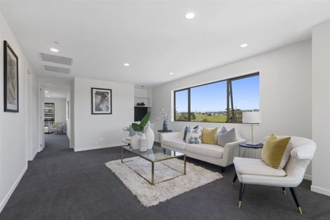 Photo of property in 22 Longshore Drive, Long Bay, Auckland, 0630