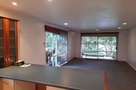 Photo of property in 22 Leaming Place, Clarks Beach, 2122