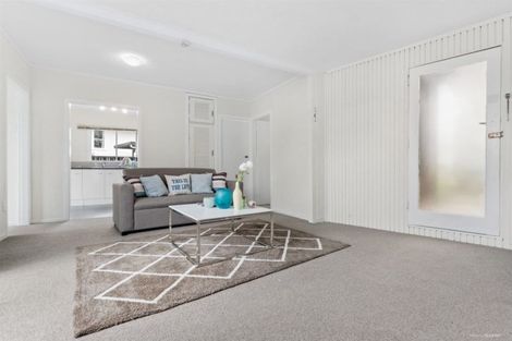 Photo of property in 3 Ross Avenue, Papatoetoe, Auckland, 2025