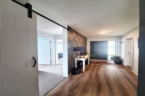 Photo of property in 20 Bamber Crescent, Halswell, Christchurch, 8025