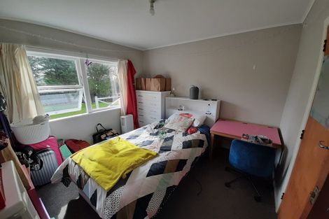 Photo of property in 22 Mason Street, New Lynn, Auckland, 0600