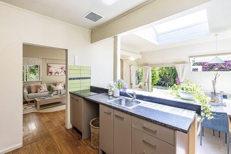 Photo of property in 60 Kirk Street, Otaki, 5512