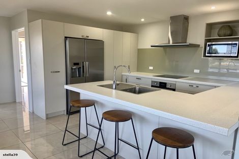 Photo of property in 37 Te Kereme Street, Marshland, Christchurch, 8083