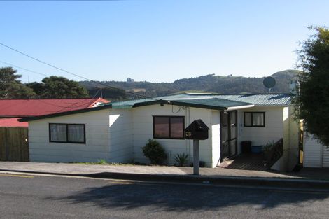 Photo of property in 25 Hillcrest Road, Hatfields Beach, Orewa, 0931