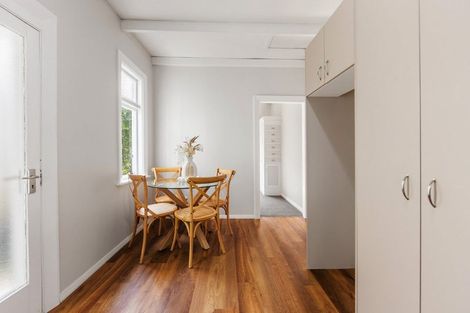 Photo of property in 1/166 Main Road, Redcliffs, Christchurch, 8081