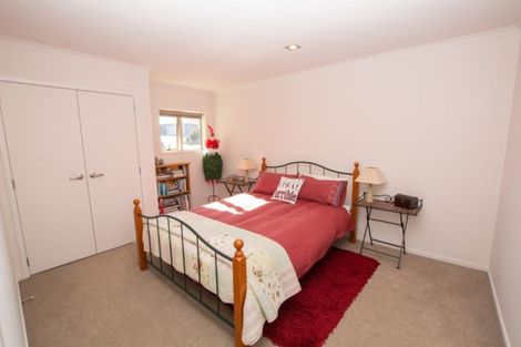 Photo of property in 45 Ballintoy Park Drive, Welcome Bay, Tauranga, 3175