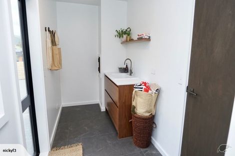 Photo of property in 7 Te Heke Place, Waikanae, 5036