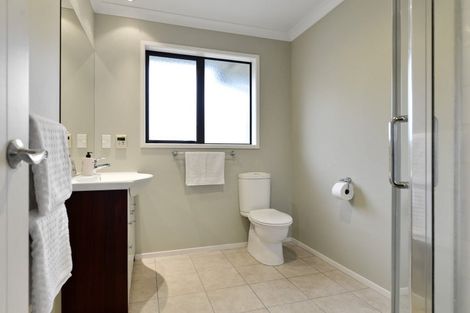 Photo of property in 12 Peninsula Point, Huntington, Hamilton, 3210