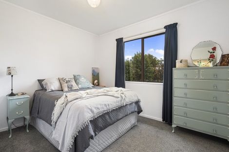 Photo of property in 6 Dillon Drive, Bell Block, New Plymouth, 4312