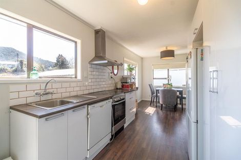 Photo of property in 76 Blomfield Street, Pukehangi, Rotorua, 3015