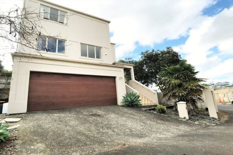 Photo of property in 17 Belle Verde Drive, Sunnynook, Auckland, 0630