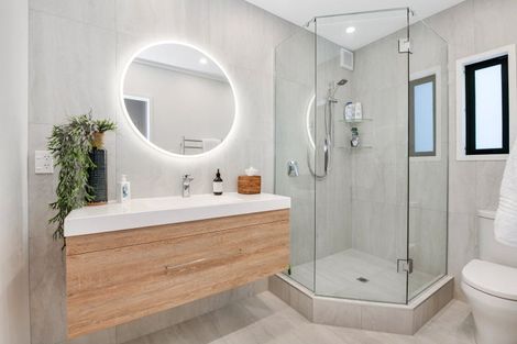 Photo of property in 21 Siesta Terrace, Gulf Harbour, Whangaparaoa, 0930