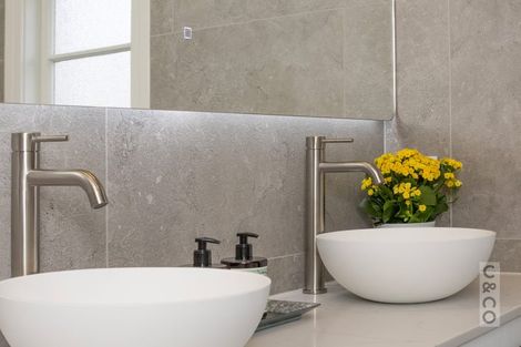 Photo of property in 29 Cambridge Road, Riverhead, 0820