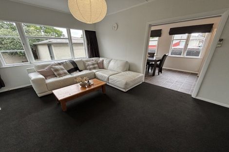 Photo of property in 36 Aberdeen Avenue, Takaro, Palmerston North, 4412