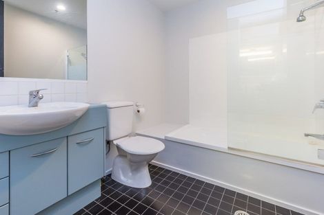 Photo of property in 4b/22 Beresford Square, Auckland Central, Auckland, 1010