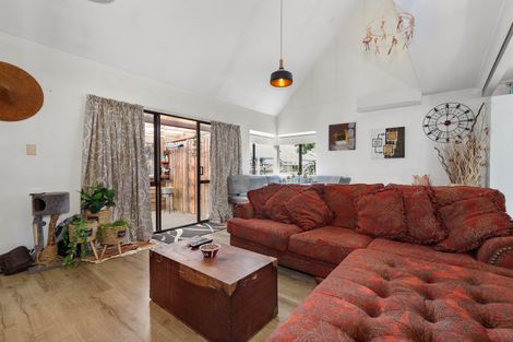 Photo of property in 5 Caulfield Green, Nawton, Hamilton, 3200