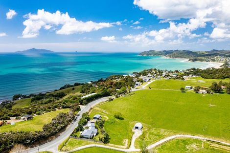 Photo of property in 1040 Cove Road, Langs Beach, Waipu, 0582