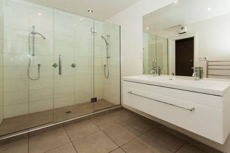 Photo of property in 27 Desmond Street, Merivale, Christchurch, 8014