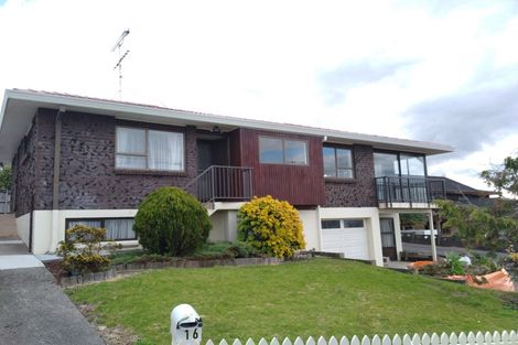 Photo of property in 1/16 Prospect Terrace, Milford, Auckland, 0620