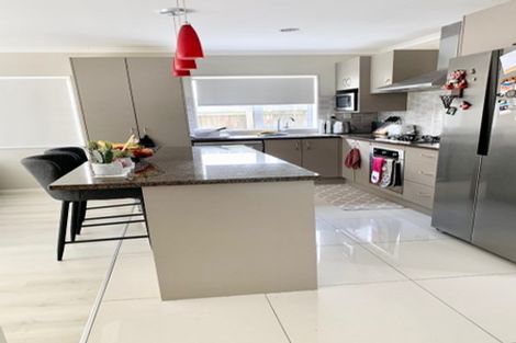 Photo of property in 46a Millen Avenue, Pakuranga, Auckland, 2010