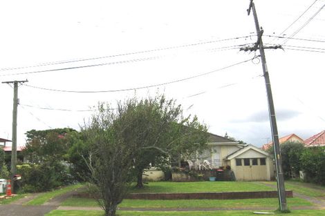 Photo of property in 11 Hamlin Road, Mount Wellington, Auckland, 1060