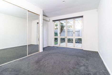Photo of property in 1/2 Ocean View Road, Milford, Auckland, 0620
