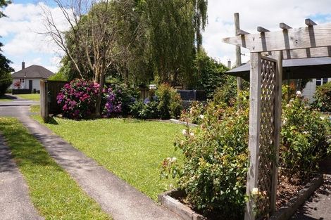 Photo of property in 106 Fairfield Road, Fairfield, Hamilton, 3214