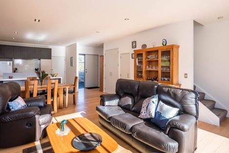 Photo of property in 72 Saddleback Grove, Karori, Wellington, 6012